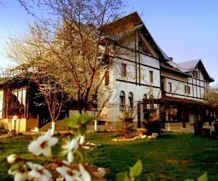 Готель Casa Calin Вама Екстер'єр фото