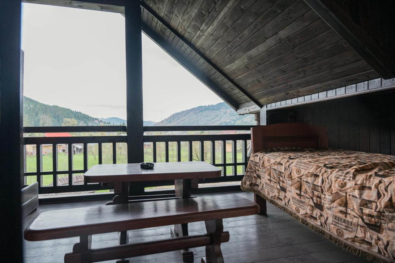 Готель Casa Calin Вама Екстер'єр фото